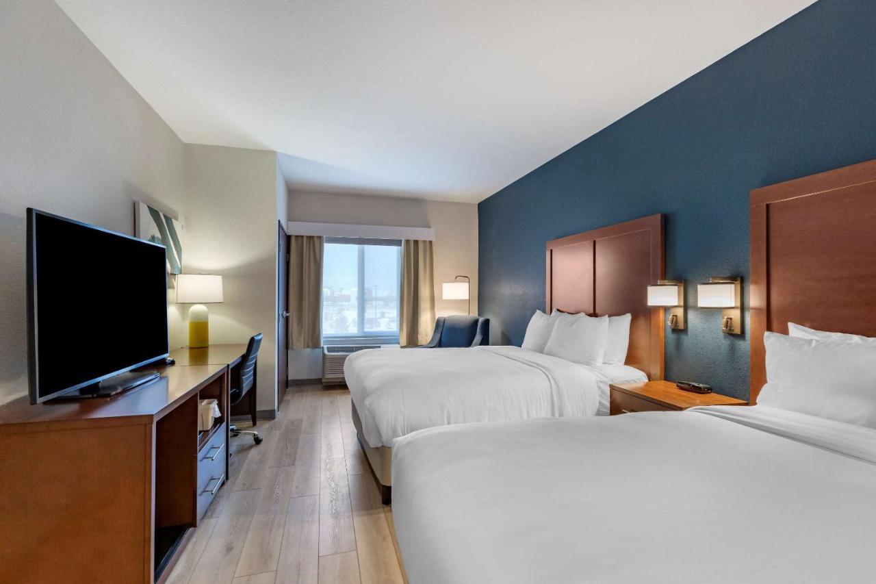 Comfort Inn & Suites Bennett Strasburg エクステリア 写真
