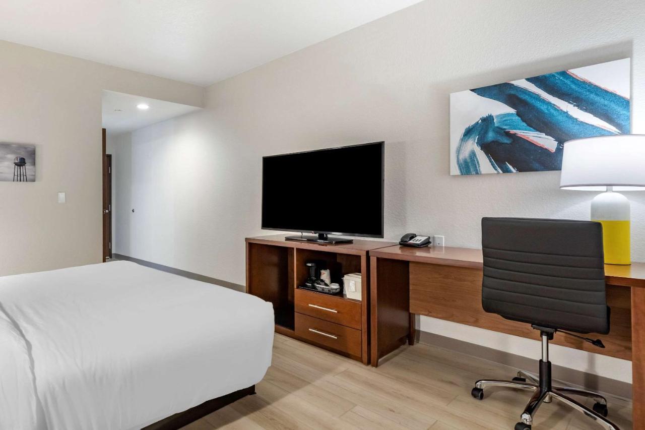 Comfort Inn & Suites Bennett Strasburg エクステリア 写真